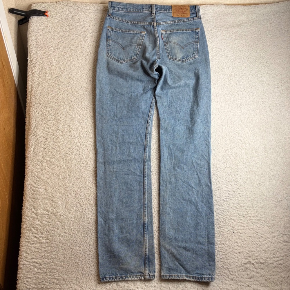 Vintage Levis 501 Jeans Made in USA Light Wash Denim 33x36 (32x35) 501-0193